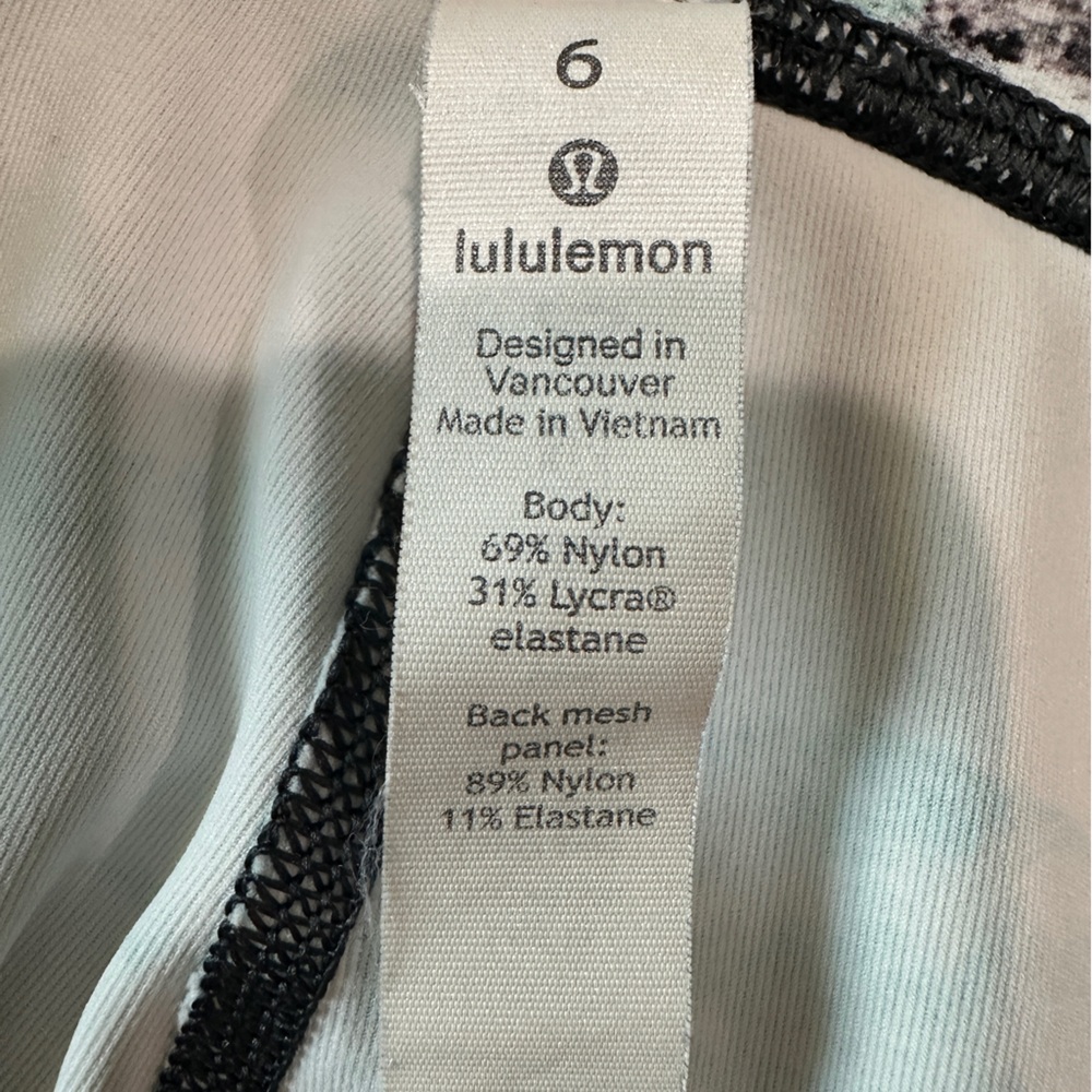 Lululemon Crop Leggings Size 6 Multi Print - Picture 4 of 11